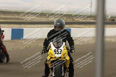 media/Apr-18-2025-TrackDaz (Fri) [[45f5874c44]]/Around the Pits/Grid/